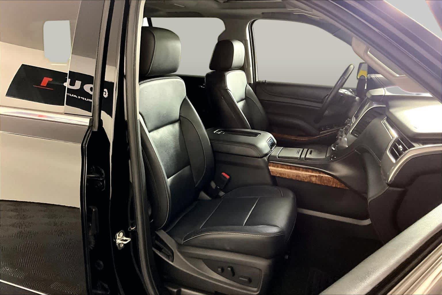 Used 2017 Chevrolet Tahoe Premier AWD/4WD image 9