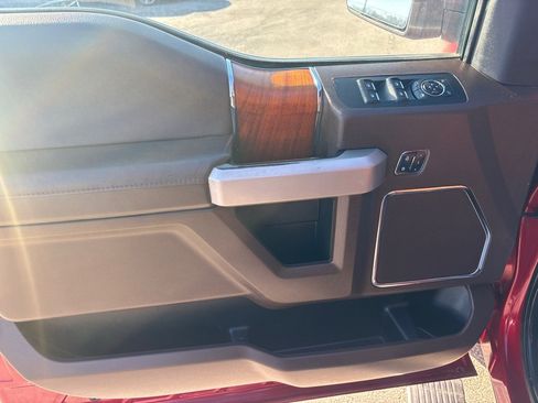 Used 2018 Ford F150 King Ranch w/ Equipment Group 601A Luxury image 17