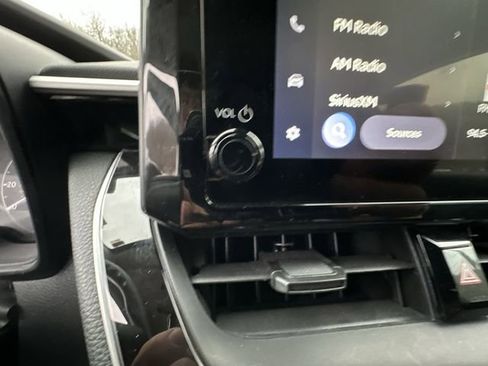 Certified 2024 Toyota Corolla LE image 13