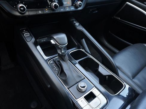 Used 2020 Kia Telluride S FWD image 19