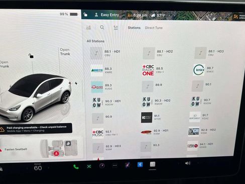 Used 2023 Tesla Model Y Long Range AWD/4WD image 31