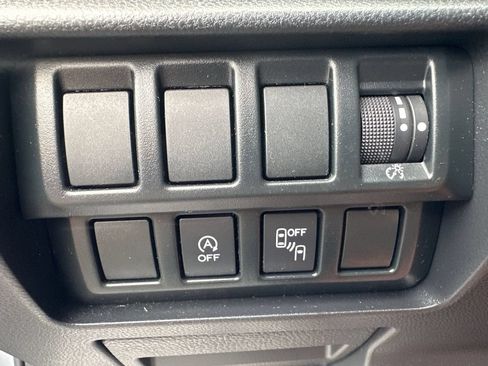 Used 2020 Subaru Forester Premium AWD/4WD image 34