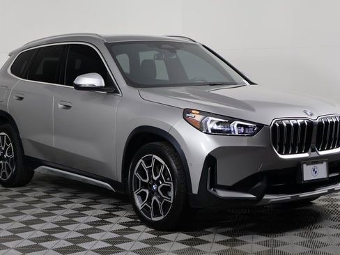 Used 2024 BMW X1 xDrive28i w/ Technology Package image 3
