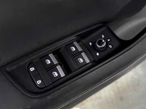 Used 2022 Audi Q7 3.0T Prestige AWD/4WD image 15