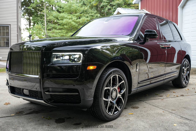 Used 2021 Rolls-Royce Cullinan Black Badge AWD/4WD image 13