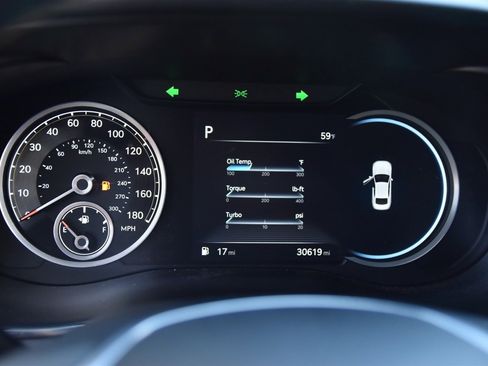 Used 2023 Genesis G70 3.3T image 25