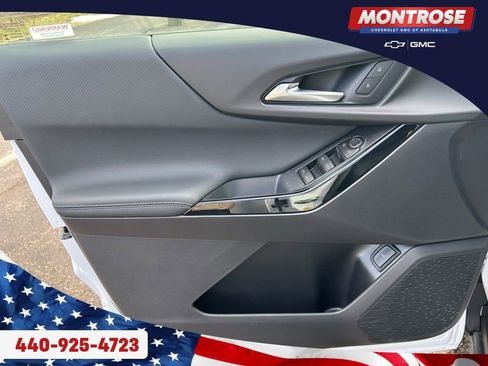 New 2026 Chevrolet Equinox LT w/ Convenience Package II image 8