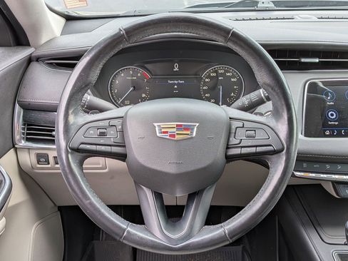 Used 2019 Cadillac XT4 Premium Luxury w/ Cold Weather Package FWD image 14