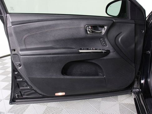 Used 2017 Toyota Avalon Touring image 17