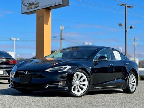 Used 2017 Tesla Model S 75D image 1