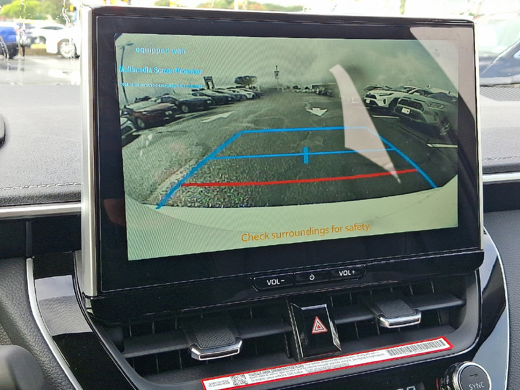 Used 2027 Toyota Corolla XSE FWD image 18