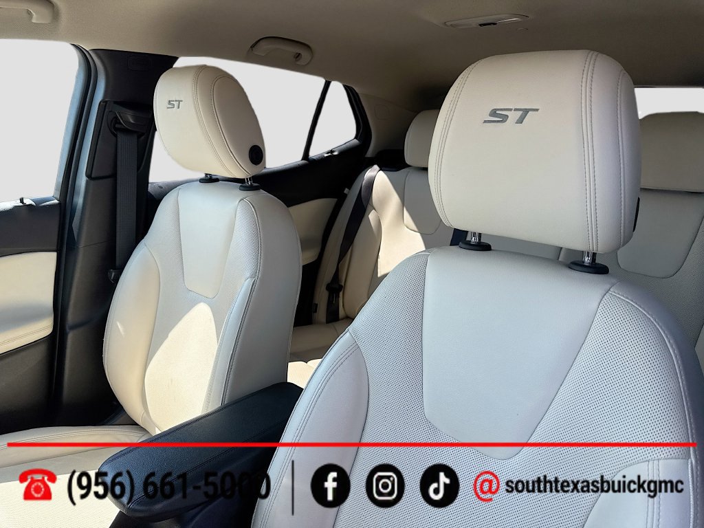 Used 2024 Buick Encore GX Sport Touring FWD image 13