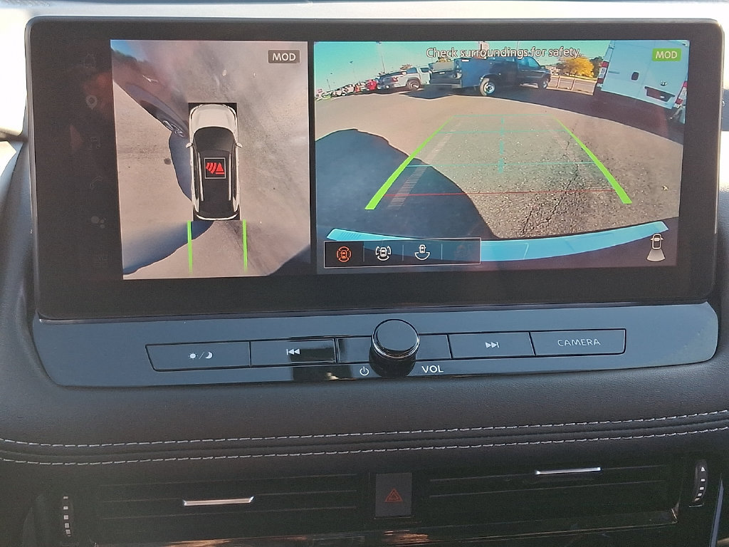 Certified 2025 Nissan Rogue SL w/ Tech Package AWD/4WD image 19