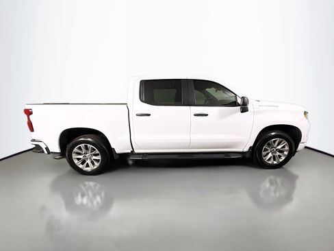 Used 2024 Chevrolet Silverado 1500 Custom image 11