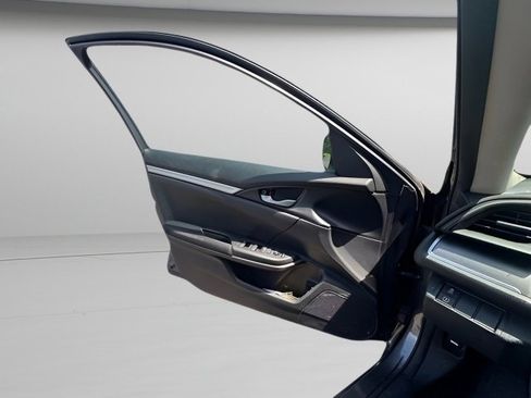 Used 2017 Honda Civic LX image 11
