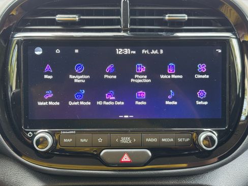 Used 2025 Kia Soul S FWD image 24