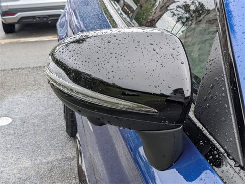 Used 2023 Mercedes-Benz C 63 AMG S image 11