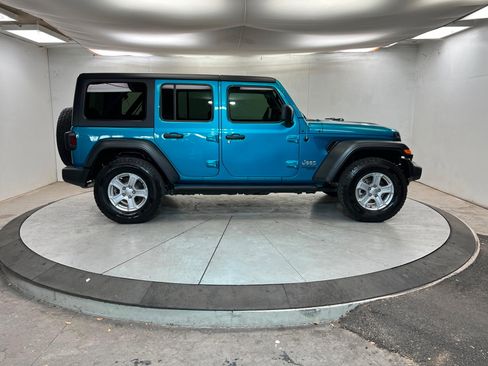 Used 2019 Jeep Wrangler Unlimited Sport S image 7