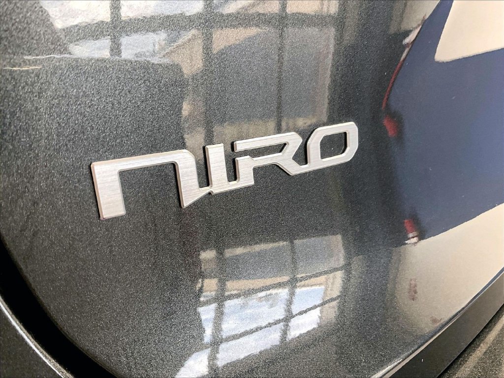 Used 2023 Kia Niro Wind w/ Wind Preserve Package FWD image 29