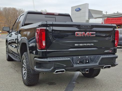 Used 2023 GMC Sierra 1500 AT4 w/ AT4 Premium Package image 8