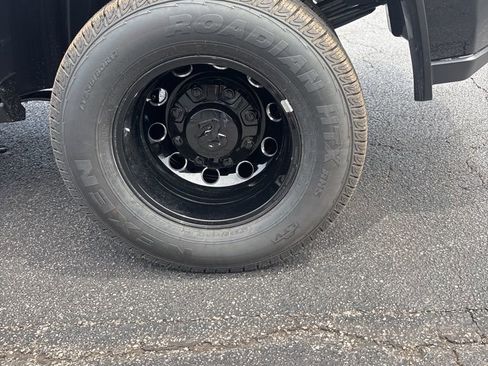 New 2026 RAM 3500 Big Horn AWD/4WD image 35