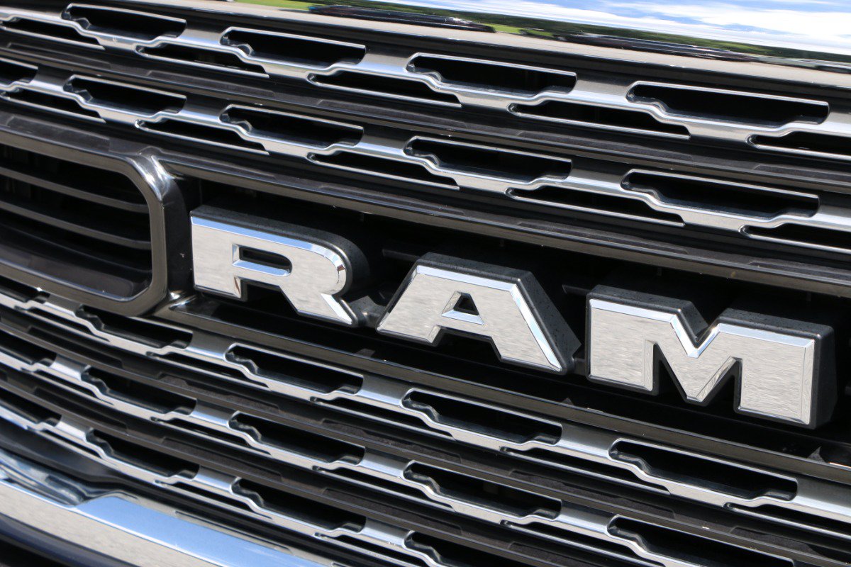 Used 2023 RAM 2500 Limited AWD/4WD image 12