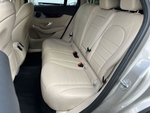 Certified 2021 Mercedes-Benz GLC 300 4MATIC image 30