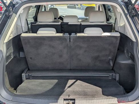 Used 2018 Volkswagen Tiguan S FWD image 15