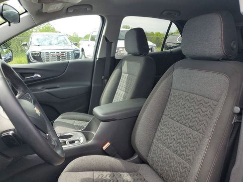 Certified 2024 Chevrolet Equinox LT AWD/4WD image 5