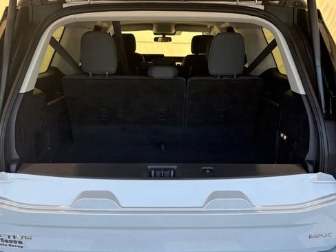 Certified 2025 Ford Expedition Max Active AWD/4WD image 4