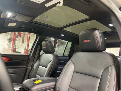 Used 2026 Chevrolet Traverse Z71 w/ Driver Confidence Package image 22