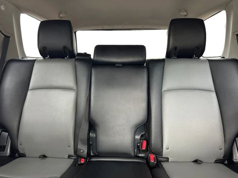 Used 2018 Toyota 4Runner SR5 RWD image 17