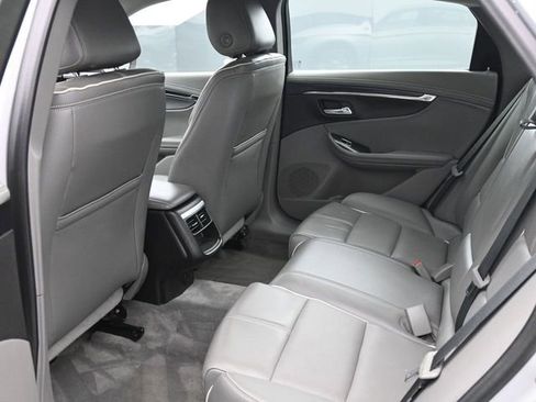 Used 2016 Chevrolet Impala LTZ image 21