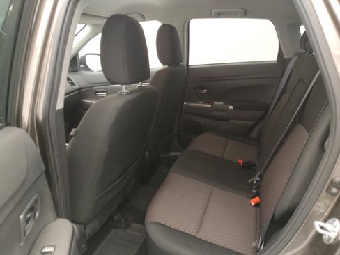 Used 2019 Mitsubishi Outlander Sport SE AWD/4WD image 18