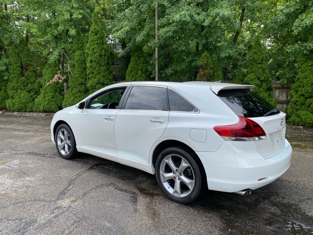 Used 2013 Toyota Venza Limited AWD/4WD image 3