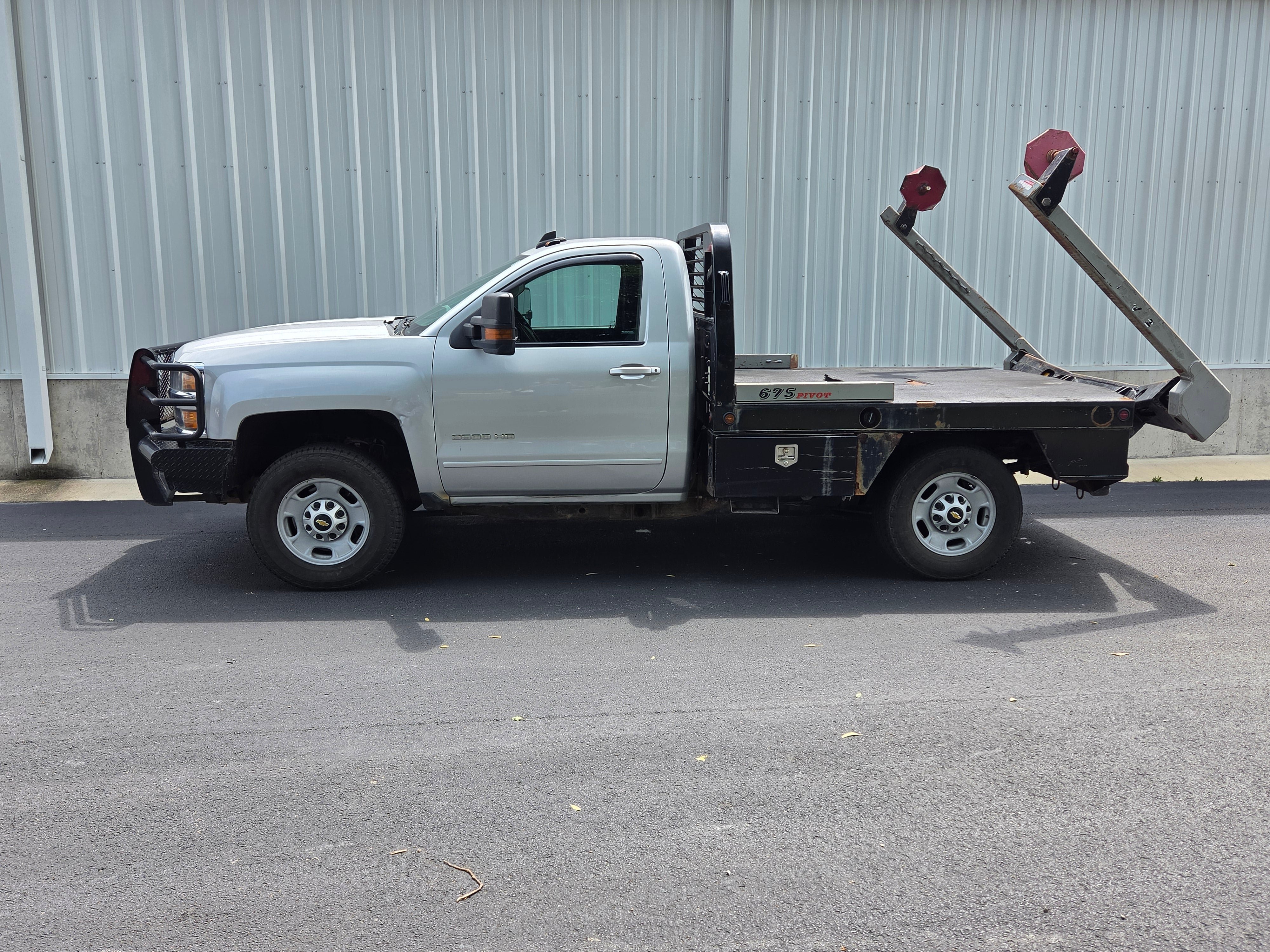 Used 2015 Chevrolet Silverado 3500 LT w/ LT Convenience Package AWD/4WD image 2