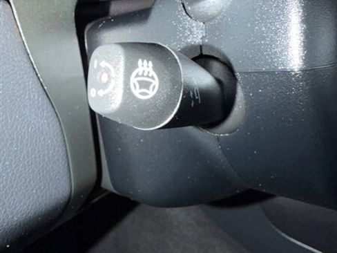 Used 2021 Mercedes-Benz GLC 300 4MATIC image 35