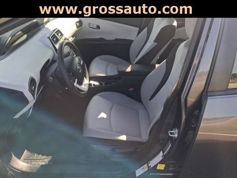Used 2017 Toyota Prius Two image 13