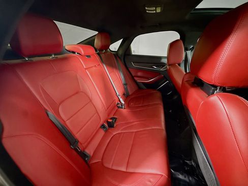 Used 2022 Jaguar XF R-Dynamic SE AWD/4WD image 27