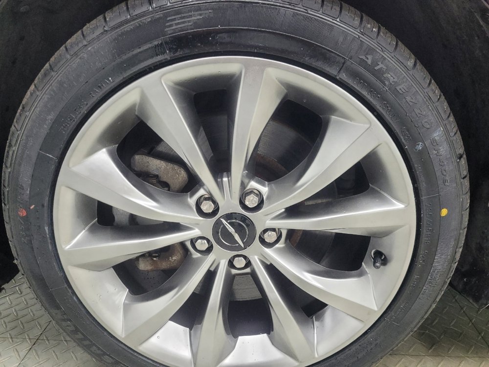 Used 2015 Chrysler 200 S w/ Navigation & Sound Group I AWD/4WD image 31