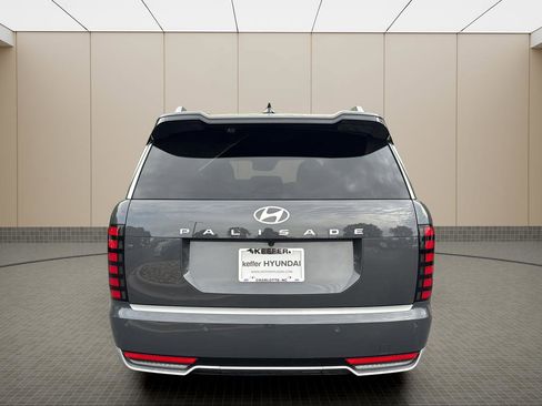 Used 2026 Hyundai Palisade Calligraphy FWD image 4