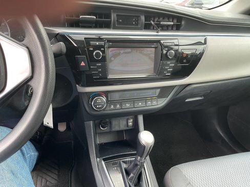 Used 2016 Toyota Corolla LE image 14