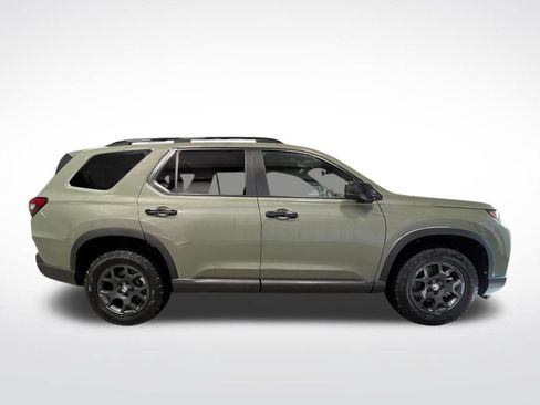 Used 2026 Honda Pilot TrailSport image 9
