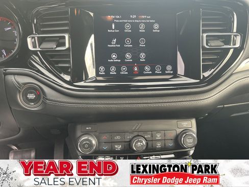 Used 2022 Dodge Durango SXT w/ Blacktop Package image 15