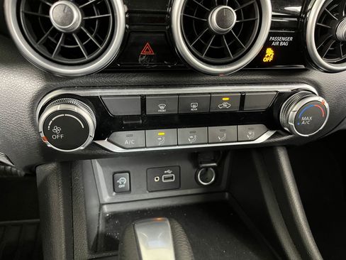 Used 2024 Nissan Sentra S image 15