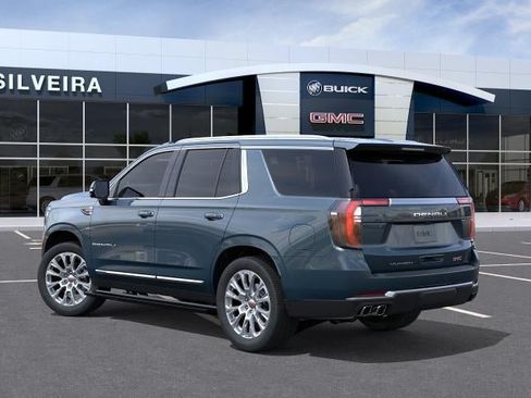 New 2026 GMC Yukon Denali w/ Denali Reserve Package AWD/4WD image 3
