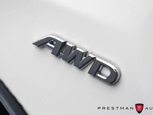 Used 2024 Toyota RAV4 SE w/ Weather & Moonroof Package AWD/4WD image 22