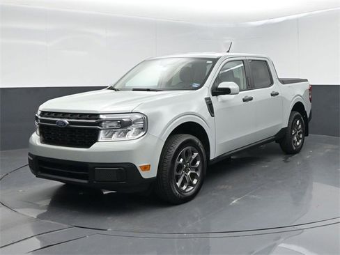 Used 2022 Ford Maverick XLT w/ XLT Luxury Package image 4