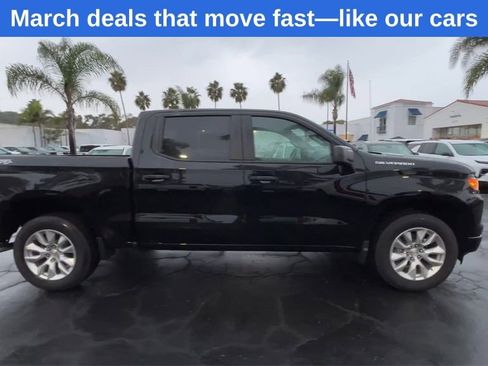 New 2025 Chevrolet Silverado 1500 Custom image 9