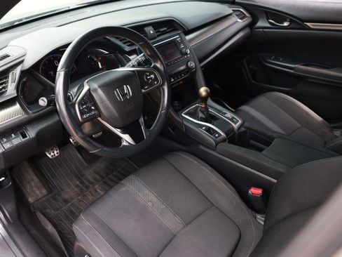 Used 2019 Honda Civic Sport image 6